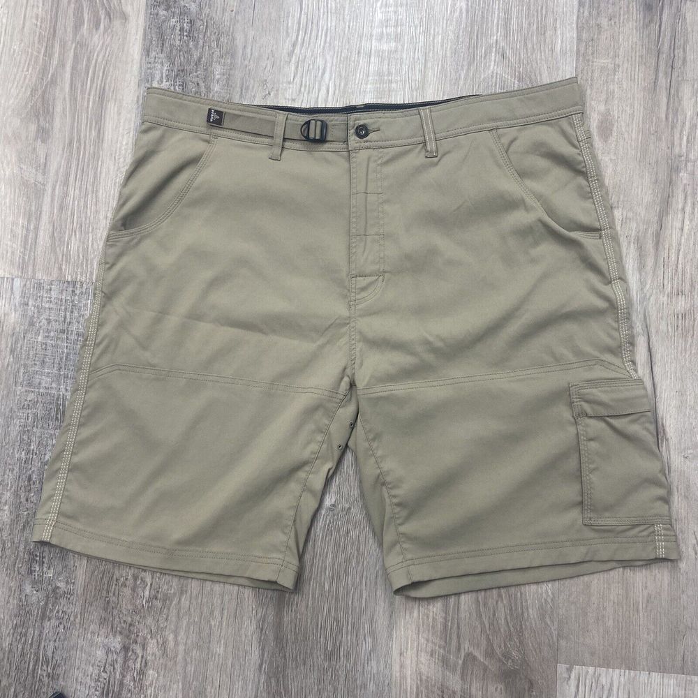 Prana Men's Belted Cargo Shorts Size 42 Inseam 10 Inches‎